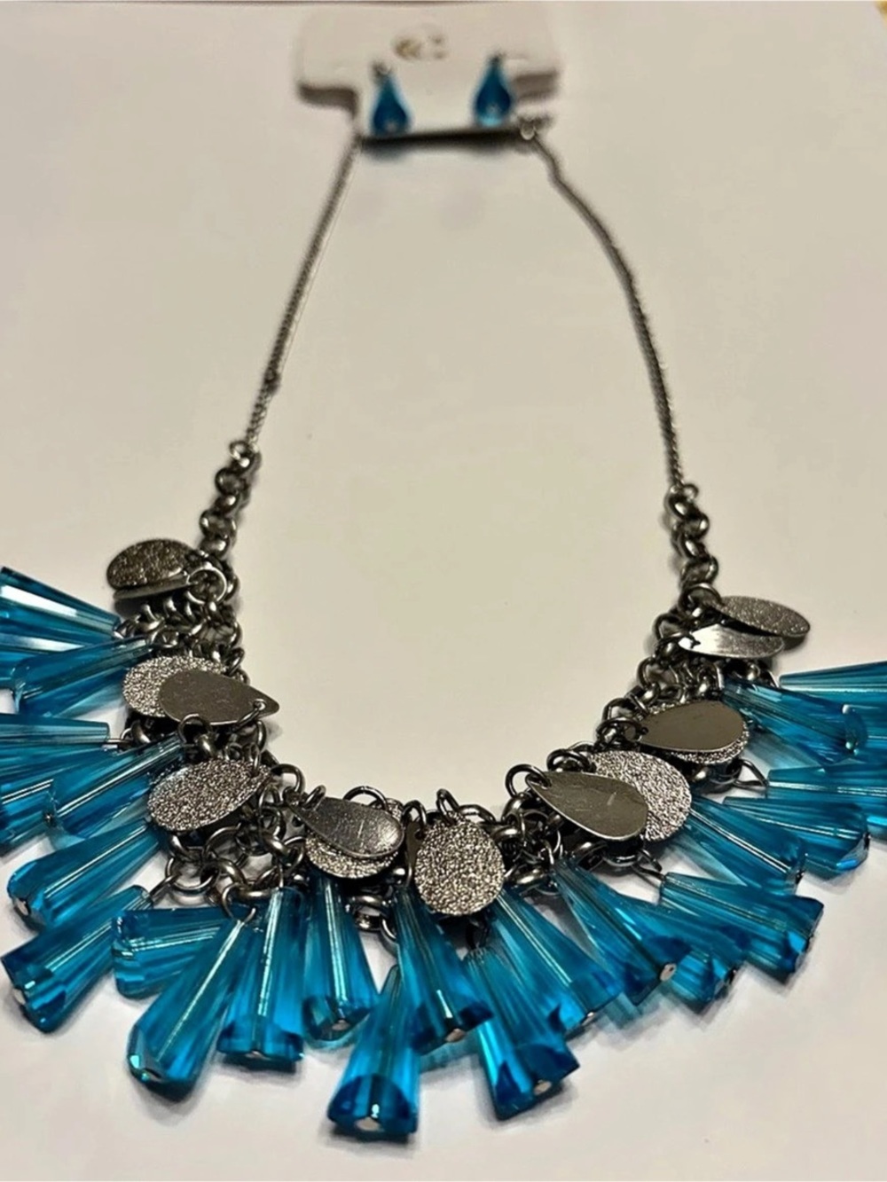 Blue Fringe Statement Necklace Set Like New